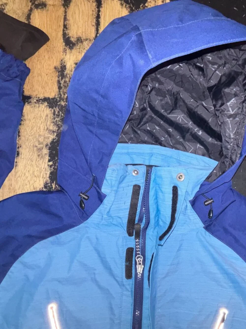 : ⁠686 GLCR Hydra Thermagraph Ski Snowboard Jacket Mens L Blue Waterproof⁠